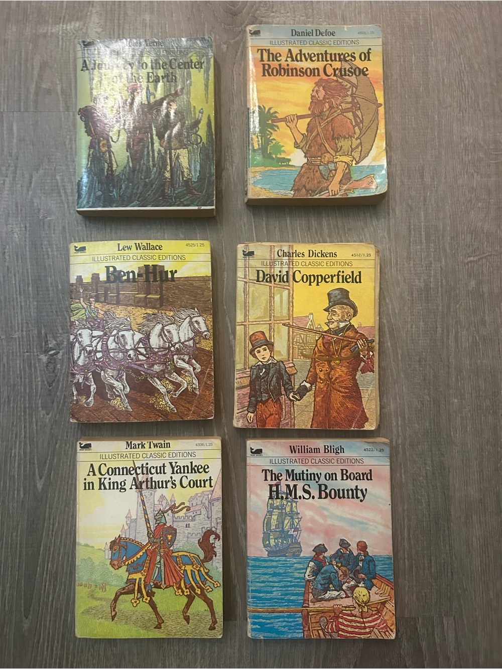 Lot of 6 Vintage Moby Books Illustrated Classic Editions Paperback Mini Books